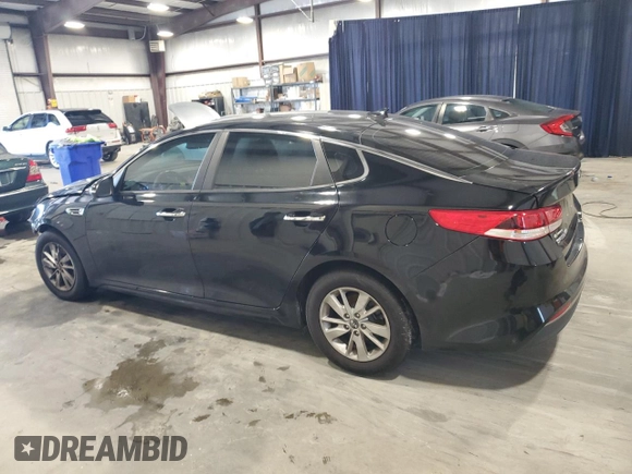 2016 Kia Optima LX z VIN 5XXGT4L35GG103586, wystawiony jako Copart lot #51571975 z przebiegiem 142 937 mil mil oraz Szkoda całkowita • Salvage title. Historia ofert i sprzedaży dostępna na DreamBid. Obrazek 2.