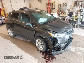 2020 Chevrolet Trax Premier with VIN 3GNCJRSB2LL111354, listed as a IAAI auction lot 42287528 with 30,008 mi miles and . Bid and sale history available at DreamBid. Image 1.