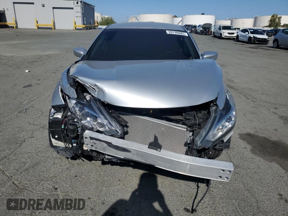 2017 Nissan Altima SV with VIN 1N4AL3AP5HC277977, listed as a Copart auction lot 59798885 with 96,834 mi miles and Salvage title. Bid and sale history available at DreamBid. Image 5.