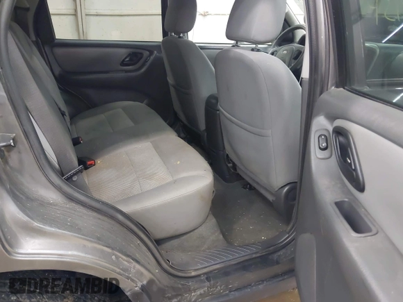 2006 Ford Escape XLT with VIN 1FMYU93196KC43833, listed as a IAAI auction lot 42196428 with 176,434 mi miles and . Bid and sale history available at DreamBid. Image 8.
