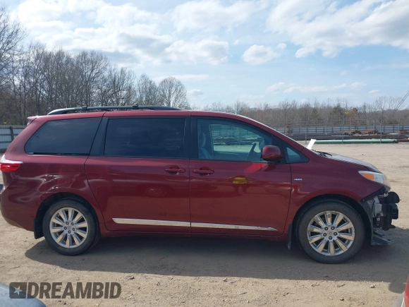 2017 Toyota Sienna LE with VIN 5TDJZ3DC7HS171384, listed as a IAAI auction lot 41715969 with 113,411 mi miles. Bid and sale history available at carsss.com. Image 14.