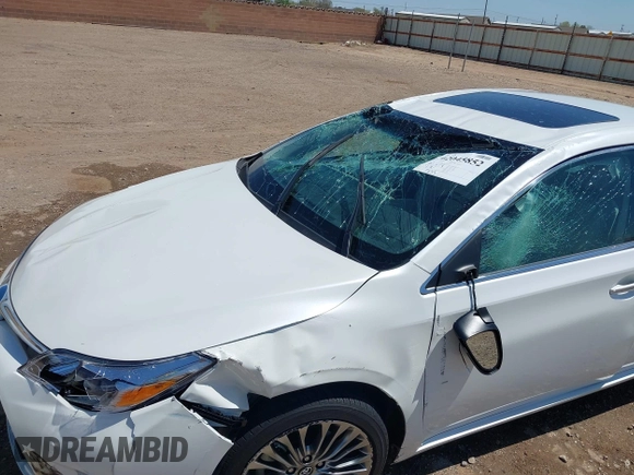2018 Toyota Avalon XLE with VIN 4T1BK1EB3JU275676, listed as a IAAI auction lot 42045852 with 17,015 mi miles. Bid and sale history available at carsss.com. Image 6.