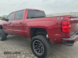 2018 Chevrolet Silverado 1500 LT with VIN 3GCUKREC0JG399301, listed as a Copart auction lot 53949965 with 164,299 mi miles and Clean Title. Bid and sale history available at carsss.com. Image 3.