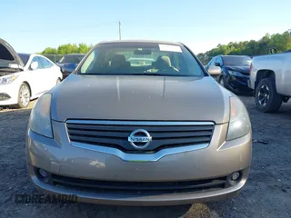 2007 Nissan Altima 2.5 S with VIN 1N4AL21E57N429039, listed as a IAAI auction lot 42026635 with 124,607 mi miles. Bid and sale history available at carsss.com. Image 12.
