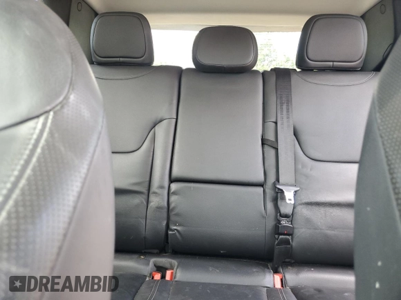 2017 Jeep Renegade Limited z VIN ZACCJBDB3HPF21091, wystawiony jako Copart lot #63025005 z przebiegiem 84 142 mil mil oraz Czysty tytuł • Clean title. Historia ofert i sprzedaży dostępna na DreamBid. Obrazek 10.