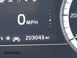 2018 Kia Niro EX with VIN KNDCC3LC5J5119050, listed as a IAAI auction lot 41676002 with 203,043 mi miles. Bid and sale history available at carsss.com. Image 15.