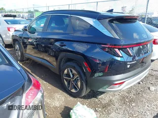 2025 Hyundai Tucson SEL Convenience with VIN KM8JCDD17SU292727, listed as a IAAI auction lot 42442616 with 4,292 mi miles and . Bid and sale history available at DreamBid. Image 3.