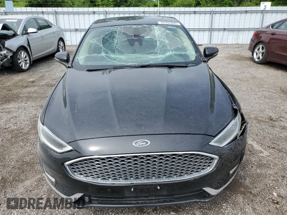 2019 Ford Fusion Titanium z VIN 3FA6P0RU4KR211674, wystawiony jako Copart lot #62205885 z przebiegiem 313 261 mil mil oraz Szkoda całkowita • Salvage title. Historia ofert i sprzedaży dostępna na DreamBid. Obrazek 5.