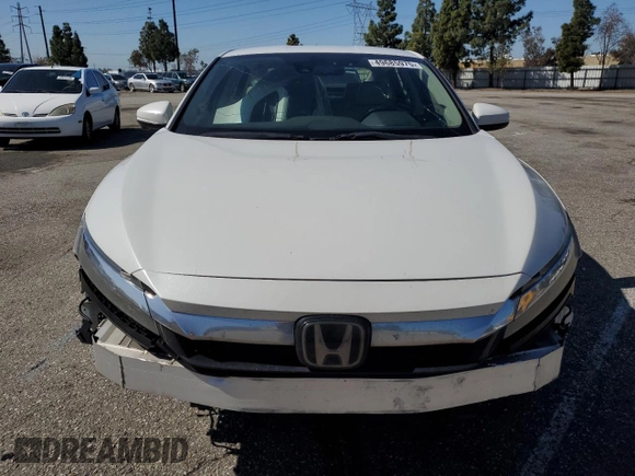 2018 Honda Clarity Plug-In Hybrid Touring with VIN JHMZC5F35JC003567, listed as a Copart auction lot 49685975 with 495,039 mi miles and Salvage Title. Bid and sale history available at carsss.com. Image 5.