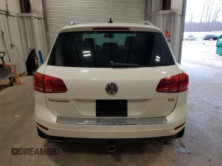 2012 Volkswagen Touareg Sport with VIN WVGFK9BP3CD002756, listed as a Copart auction lot 53378665 with 149,918 mi miles and Clean title. Bid and sale history available at DreamBid. Image 6.