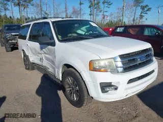 2015 Ford Expedition EL XLT with VIN 1FMJK1HT3FEF14659, listed as a IAAI auction lot 41690293 with 179,725 mi miles. Bid and sale history available at carsss.com. Image 1.