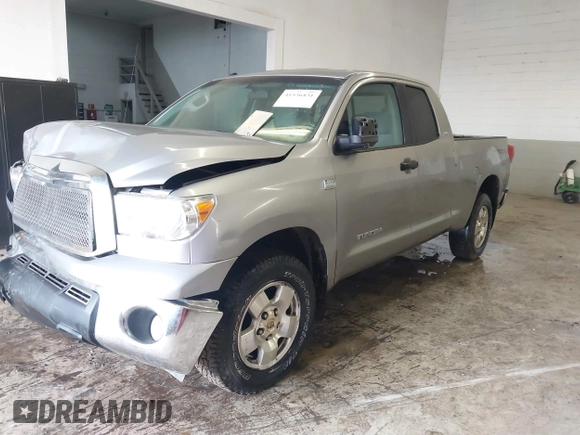 2010 Toyota Tundra 4WD Truck with VIN 5TFUM5F18AX005636, listed as a IAAI auction lot 41536831 with 77,726 mi miles. Bid and sale history available at carsss.com. Image 2.
