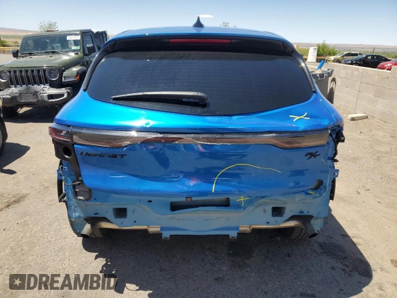 2024 Dodge Hornet R/T Plus z VIN ZACPDFDW2R3A25095, wystawiony jako Copart lot #54047445 z przebiegiem 5 090 mil mil oraz Szkoda całkowita • Salvage title. Historia ofert i sprzedaży dostępna na DreamBid. Obrazek 6.