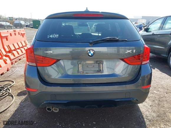 2013 BMW X1 xDrive28i with VIN WBAVL1C54DVR83104, listed as a IAAI auction lot 41918888 with 112,215 mi miles. Bid and sale history available at carsss.com. Image 16.
