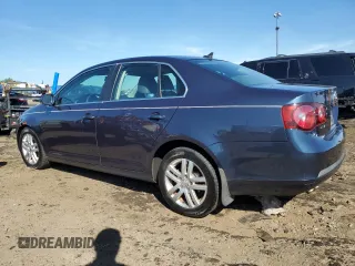 2009 Volkswagen Jetta with VIN 3VWAL71KX9M055857, listed as a Copart auction lot 66105295 with 281,546 mi miles and Clean title. Bid and sale history available at DreamBid. Image 2.