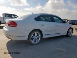 2013 Volkswagen Passat SEL Premium z VIN 1VWCN7A30DC051564, wystawiony jako Copart lot #58565845 z przebiegiem 113 788 mil mil oraz Czysty tytuł • Clean title. Historia ofert i sprzedaży dostępna na DreamBid. Obrazek 3.