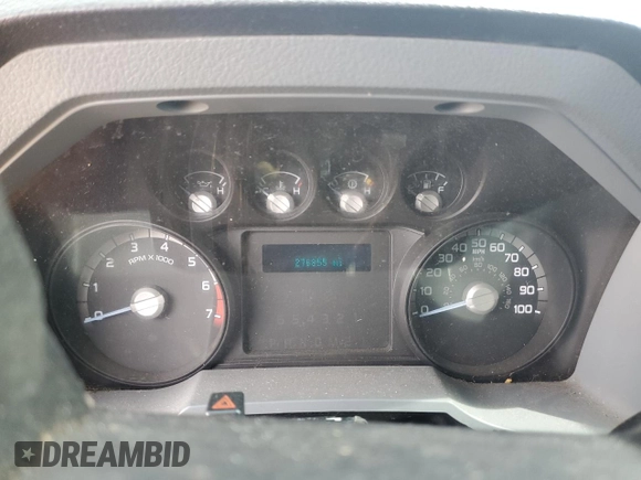 2011 Ford F-250 XL z VIN 1FT7W2B62BEB15344, wystawiony jako Copart lot #51219845 z przebiegiem 276 855 mil mil oraz Szkoda całkowita • Salvage title. Historia ofert i sprzedaży dostępna na DreamBid. Obrazek 9.