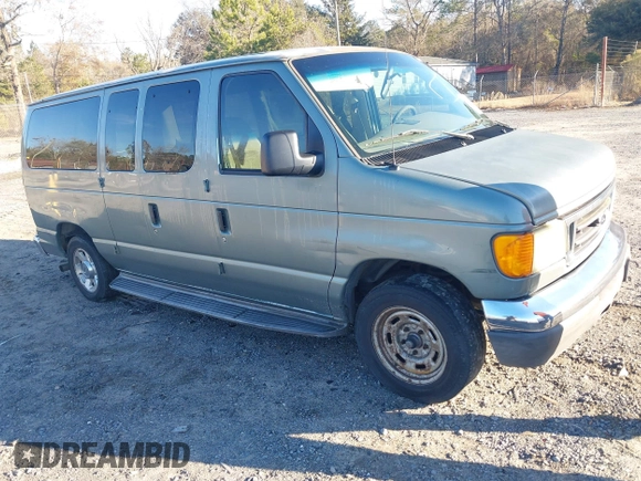 2006 Ford Econoline Passenger XL with VIN 1FMRE11L36DA37452, listed as a IAAI auction lot 41326234 with 255,578 mi miles and . Bid and sale history available at DreamBid. Image 1.