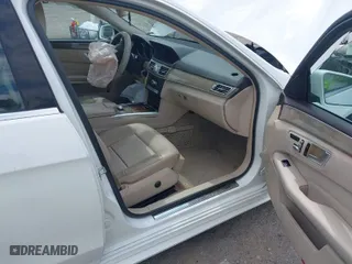 2014 Mercedes-Benz E-Class E 350 Sport with VIN WDDHF5KB1EB019977, listed as a IAAI auction lot 41909260 with 158,095 mi miles. Bid and sale history available at carsss.com. Image 5.