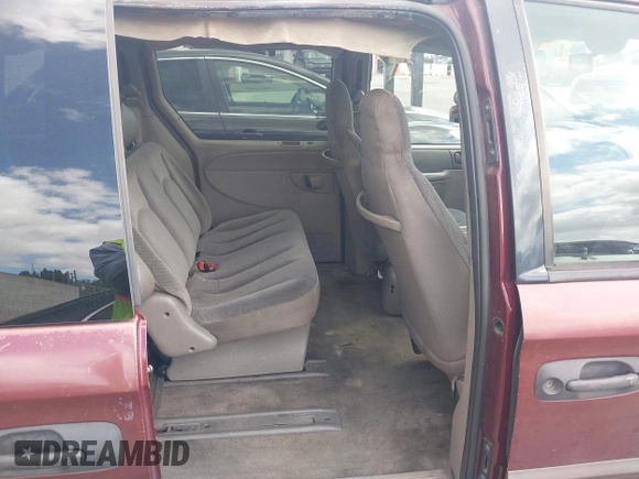 2003 Dodge Caravan SE with VIN 1D4GP24323B191717, listed as a IAAI auction lot 42244570 with 196,254 mi miles and . Bid and sale history available at DreamBid. Image 8.