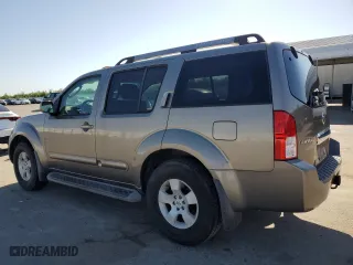 2005 Nissan Pathfinder LE with VIN 5N1AR18U35C736200, listed as a Copart auction lot 52215615 with 166,451 mi miles and Clean Title. Bid and sale history available at carsss.com. Image 2.