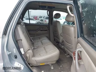 2002 Toyota Sequoia Limited with VIN 5TDZT38A52S117036, listed as a IAAI auction lot 41552478 with 275,583 mi miles. Bid and sale history available at carsss.com. Image 8.