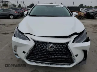 2025 Lexus NX 250 Premium z VIN 2T2GDCAZ0SC017127, wystawiony jako Copart lot #64791325 z przebiegiem 9 735 mil mil oraz Szkoda całkowita • Salvage title. Historia ofert i sprzedaży dostępna na DreamBid. Obrazek 5.