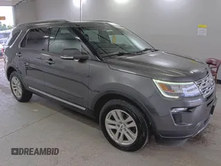 2019 Ford Explorer XLT z VIN 1FM5K8D85KGB20171, wystawiony jako IAAI lot #42767312 z przebiegiem 83 569 mil mil oraz . Historia ofert i sprzedaży dostępna na DreamBid. Obrazek 23.