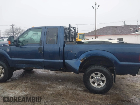 2016 Ford Super Duty F-250 SRW XLT with VIN 1FT7X2B61GEB47125, listed as a IAAI auction lot 41473078 with 185,112 mi miles. Bid and sale history available at carsss.com. Image 17.