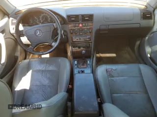 2000 Mercedes-Benz C 230 Kompressor with VIN WDBHA24G7YA817201, listed as a Copart auction lot 75837924 with 274,476 mi miles and Salvage Title. Bid and sale history available at carsss.com. Image 8.