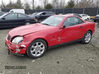 1998 Mercedes-Benz SLK-Class with VIN WDBKK47F2WF073606, listed as a Copart auction lot 86102274 with 110,879 mi miles and Salvage Title. Bid and sale history available at carsss.com. Image 1.