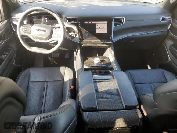 2024 Jeep Wagoneer Series II с VIN 1C4SJUBP5RS126444, выставлен на аукционе Copart как лот 50012395 с пробегом 43 102 миль миль и Чистый • Clean title. История ставок и продаж доступна на DreamBid. Изображение 8.