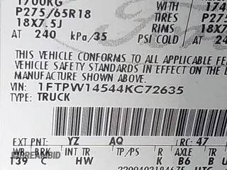2004 Ford F-150 XLT with VIN 1FTPW14544KC72635, listed as a IAAI auction lot 42016190 with 212,694 mi miles. Bid and sale history available at carsss.com. Image 9.