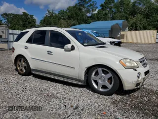 2008 Mercedes-Benz M 550 z VIN 4JGBB72E98A412553, wystawiony jako Copart lot #61350025 z przebiegiem 154 355 mil mil oraz Czysty tytuł • Clean title. Historia ofert i sprzedaży dostępna na DreamBid. Obrazek 4.