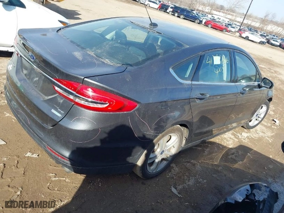 2018 Ford Fusion SE with VIN 3FA6P0HD7JR211569, listed as a IAAI auction lot 41792146 with 187,505 mi miles. Bid and sale history available at carsss.com. Image 4.