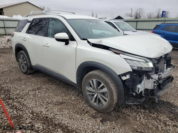 2024 Nissan Pathfinder SL with VIN 5N1DR3CC2RC280249, listed as a Copart auction lot 49300215 with 6,479 mi miles and Salvage Title. Bid and sale history available at carsss.com. Image 4.