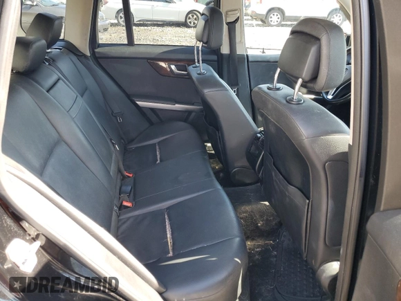 2015 Mercedes-Benz GLK 350 with VIN WDCGG8JB4FG410576, listed as a Copart auction lot 70477134 with 85,912 mi miles and Salvage Title. Bid and sale history available at DreamBid. Image 11.