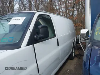 2010 GMC Savana Cargo Van with VIN 1GTZGFBA5A1161399, listed as a IAAI auction lot 41486439 with 158,956 mi miles. Bid and sale history available at carsss.com. Image 13.