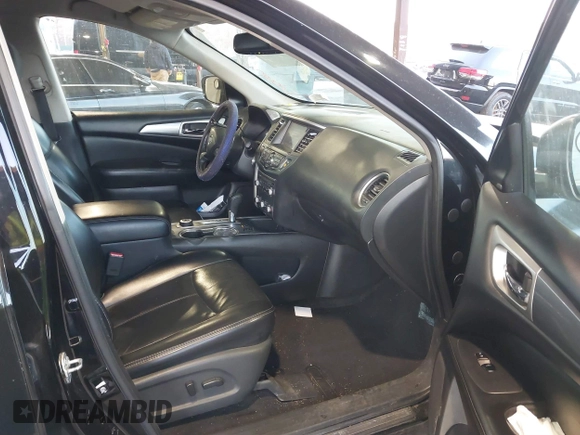 2018 Nissan Pathfinder SV z VIN 5N1DR2MM0JC624313, wystawiony jako IAAI lot #41342560 z przebiegiem 114 251 mil mil oraz . Historia ofert i sprzedaży dostępna na DreamBid. Obrazek 5.