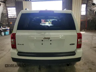2015 Jeep Patriot High Altitude with VIN 1C4NJRFB2FD436169, listed as a Copart auction lot 52825645 with 70,743 mi miles and Salvage Title. Bid and sale history available at carsss.com. Image 6.