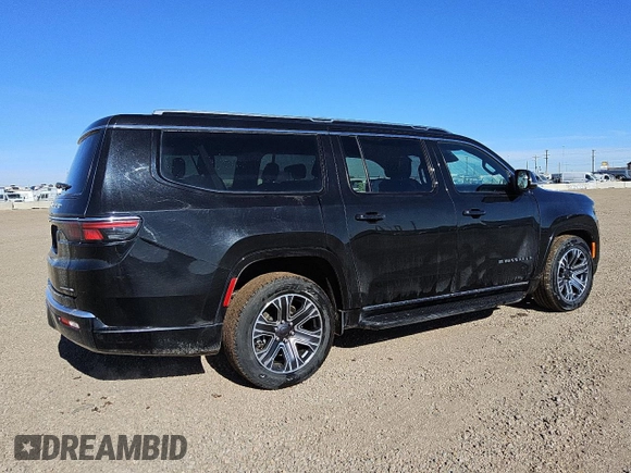 2023 Jeep Wagoneer Series II with VIN 1C4SJSBPXPS569738, listed as a Copart auction lot 44461015 with 38,621 mi miles and Clean title. Bid and sale history available at DreamBid. Image 3.
