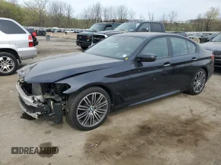 2018 BMW 5 Series 530i xDrive z VIN WBAJA7C56JWC75436, wystawiony jako Copart lot #53965475 z przebiegiem 116 531 mil mil oraz Szkoda całkowita • Salvage title. Historia ofert i sprzedaży dostępna na DreamBid. Obrazek 1.