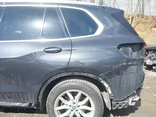 2023 BMW X5 xDrive40i with VIN 5UXCR6C0XP9P30679, listed as a IAAI auction lot 41734836 with 54,481 mi miles. Bid and sale history available at carsss.com. Image 19.