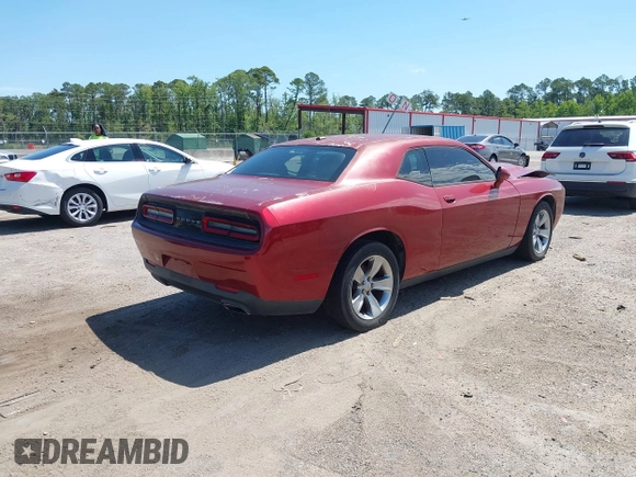 2017 Dodge Challenger SXT z VIN 2C3CDZAG8HH568476, wystawiony jako IAAI lot #42334027 z przebiegiem 161 515 mil mil oraz . Historia ofert i sprzedaży dostępna na DreamBid. Obrazek 4.