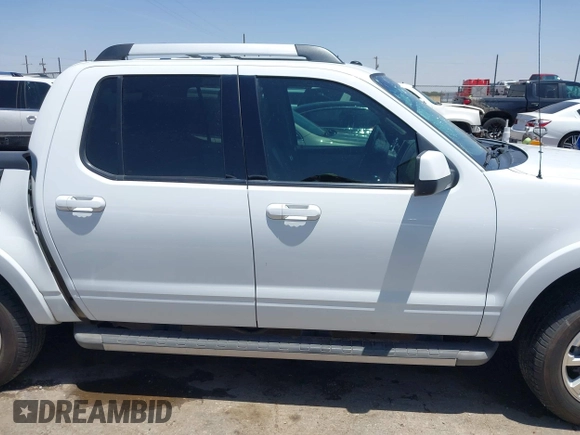 2007 Ford Explorer Sport Trac Limited с VIN 1FMEU33K57UA17903, выставлен на аукционе IAAI как лот 42492903 с пробегом Не указан миль и . История ставок и продаж доступна на DreamBid. Изображение 14.