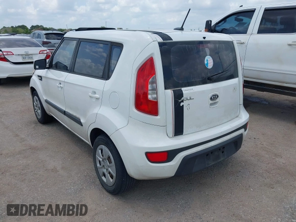 2012 Kia Soul with VIN KNDJT2A5XC7354508, listed as a IAAI auction lot 42078152 with 164,338 mi miles. Bid and sale history available at carsss.com. Image 3.