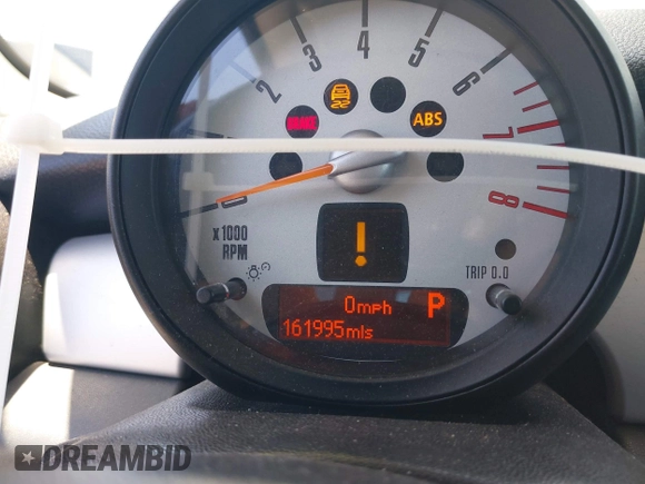 2012 MINI Hardtop with VIN WMWSU3C53CT541677, listed as a IAAI auction lot 42599172 with 161,995 mi miles and . Bid and sale history available at DreamBid. Image 7.