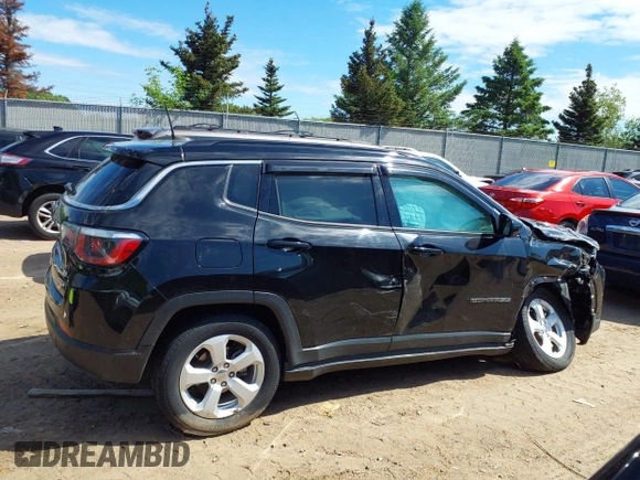 2018 Jeep Compass Latitude z VIN 3C4NJDBB9JT359862, wystawiony jako IAAI lot #42376769 z przebiegiem 53 276 mil mil oraz . Historia ofert i sprzedaży dostępna na DreamBid. Obrazek 13.