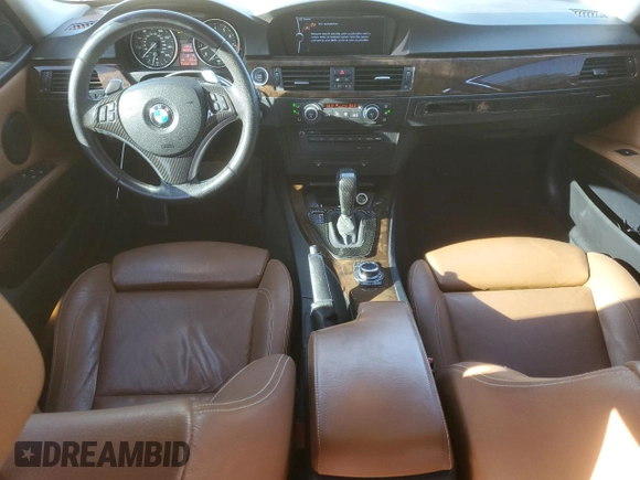 2009 BMW 3 Series 335i с VIN WBAPM73539E191719, выставлен на аукционе Copart как лот 47245235 с пробегом 123 637 миль миль и Списание • Salvage title. История ставок и продаж доступна на DreamBid. Изображение 8.