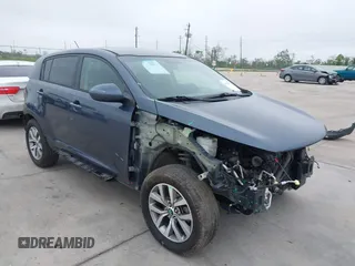 2015 Kia Sportage LX with VIN KNDPB3AC9F7754016, listed as a IAAI auction lot 41938311 with 71,737 mi miles and . Bid and sale history available at DreamBid. Image 1.